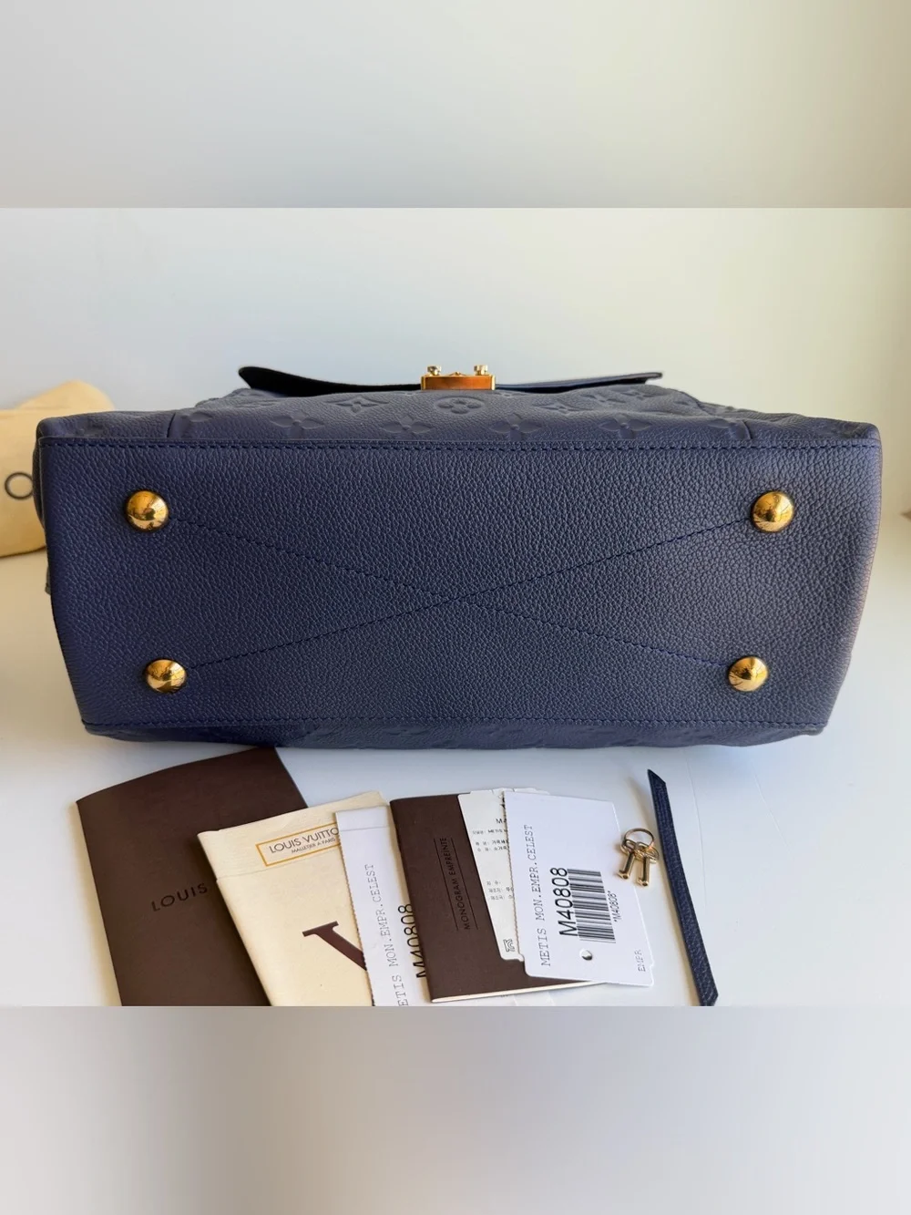 Authentic Louis Vuitton Hobo Métis Celeste Blue Empreinte Leather 2 Way Handbag